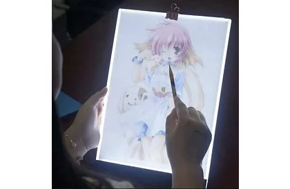 Svietiaca LED doska na obkresľovanie A4